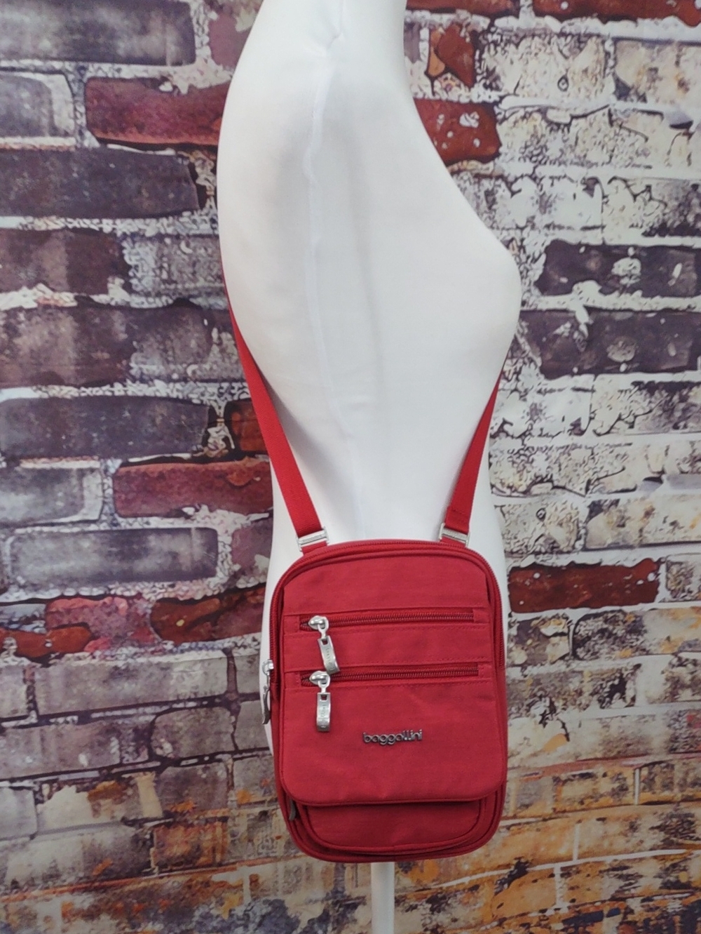 Baggallini Multi Pocket Organizer Crossbody Bag